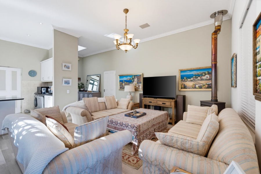 To Let 3 Bedroom Property for Rent in Royal Ascot Western Cape